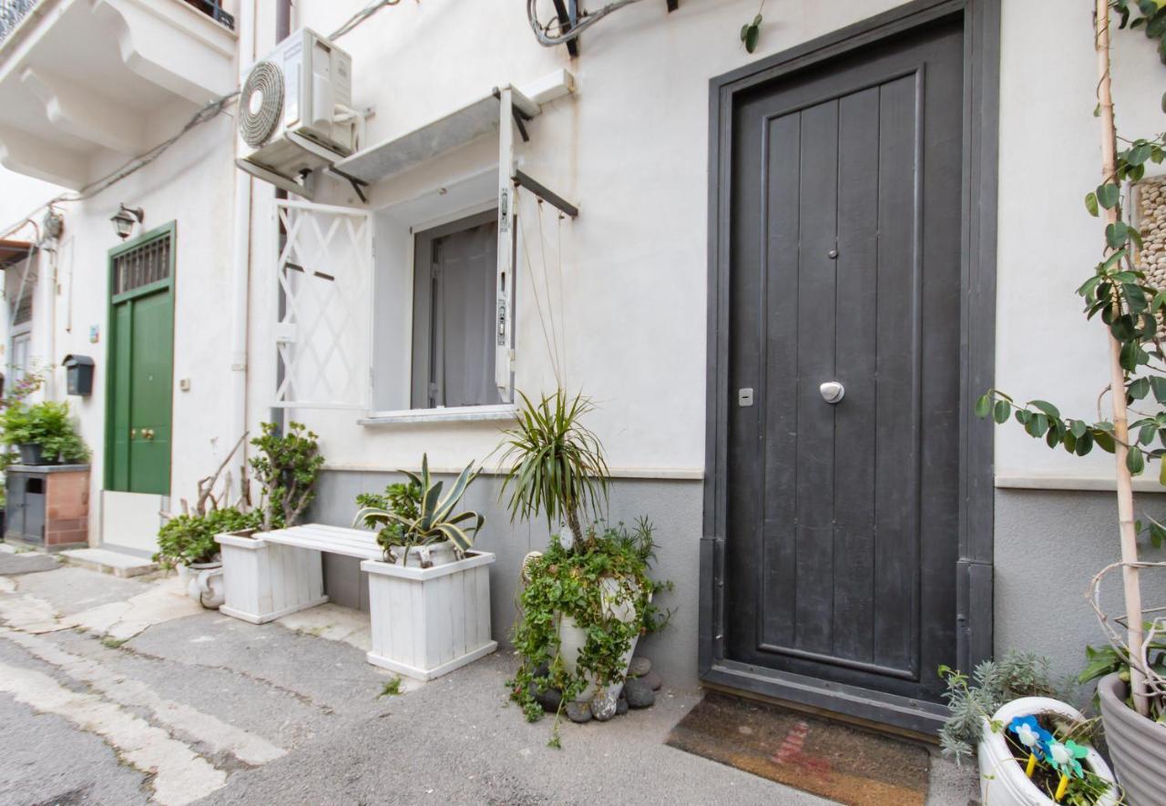 Casa Mamo Apartment มอนเดลโล ภายนอก รูปภาพ